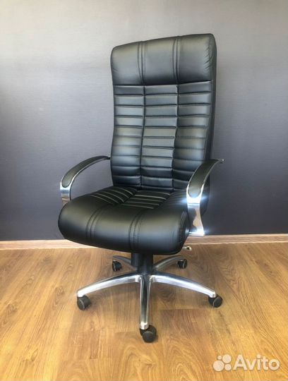 Офисное кресло. Удобное