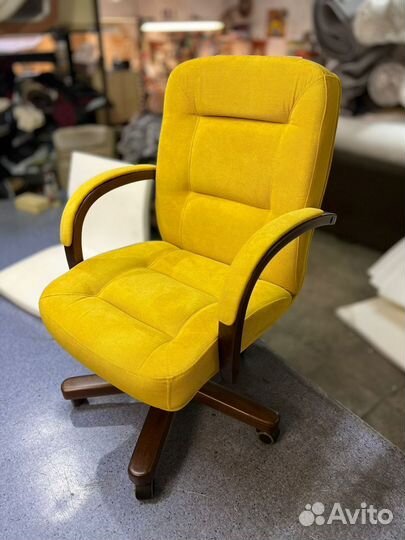 Кресло в кабинет