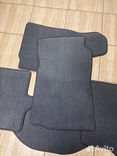 Велюровые автоковрики Митсубиси Л200 оригинал