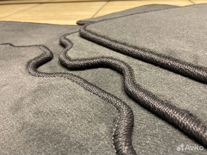 Велюровые автоковрики Митсубиси Л200 оригинал