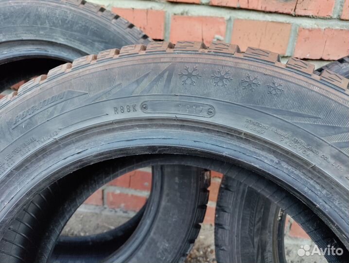 Dunlop SP Winter Ice02 205/55 R16 94T