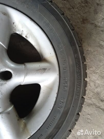 Avatyre Freeze 215/60 R16