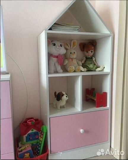 Детский стеллаж Домик