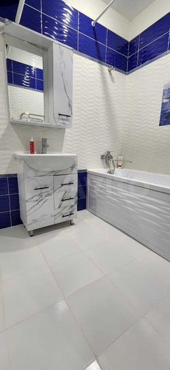 3-к. квартира, 82 м², 1/5 эт.