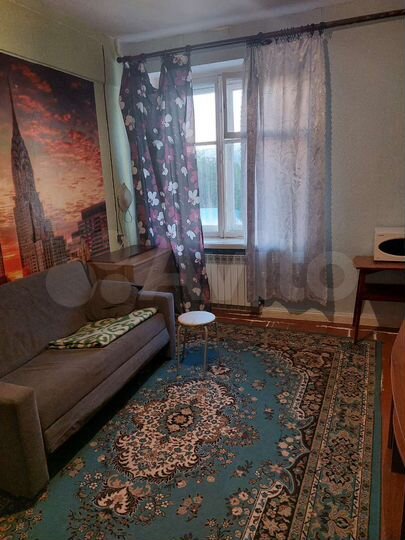Комната 13 м² в 8-к., 4/5 эт.