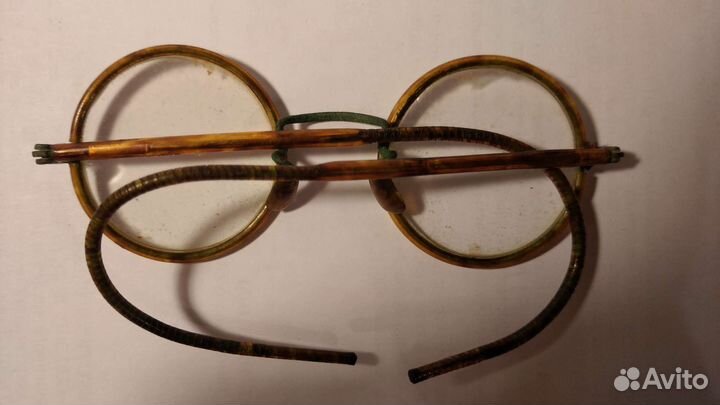 Очки старинные