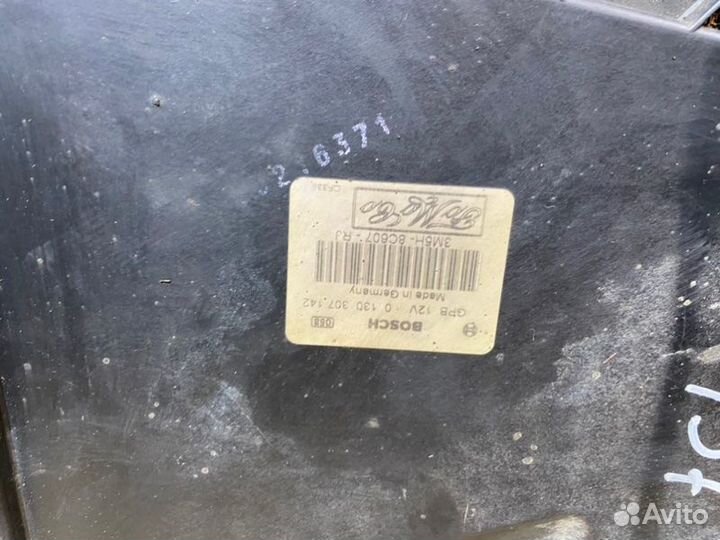 Диффузор вентилятор Ford Focus универсал 1.8 2006