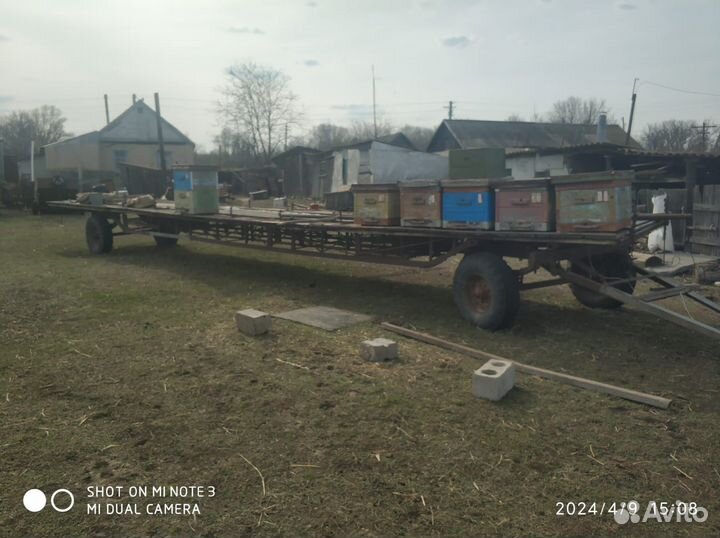 Прицеп для перевозки пчел и сена