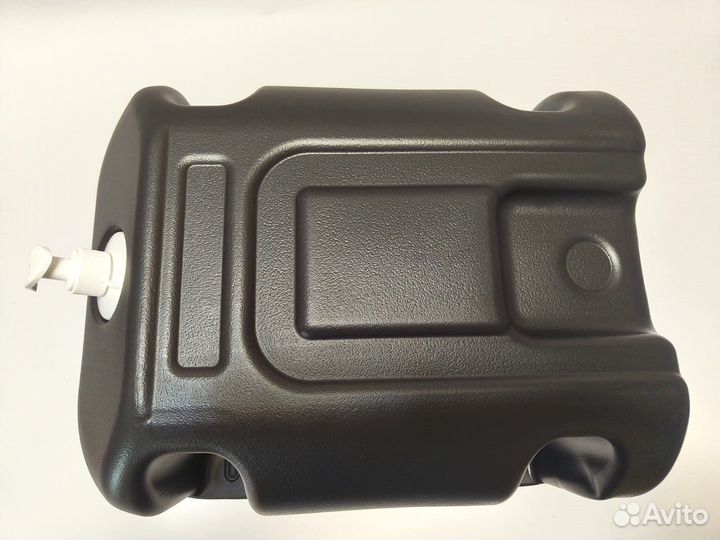 Бак 30л черный (рукомойник) без крепежа