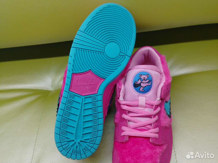 Nike sb dunk low grateful dead bears pink