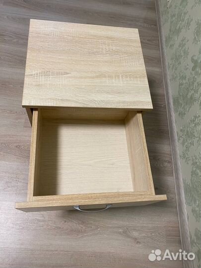 Тумба прикроватная
