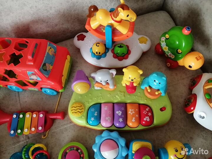 Вещи и игрушки большим пакетом на девочку