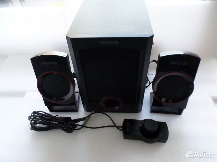 Microlab M-111 акустическая стерео система 2.1