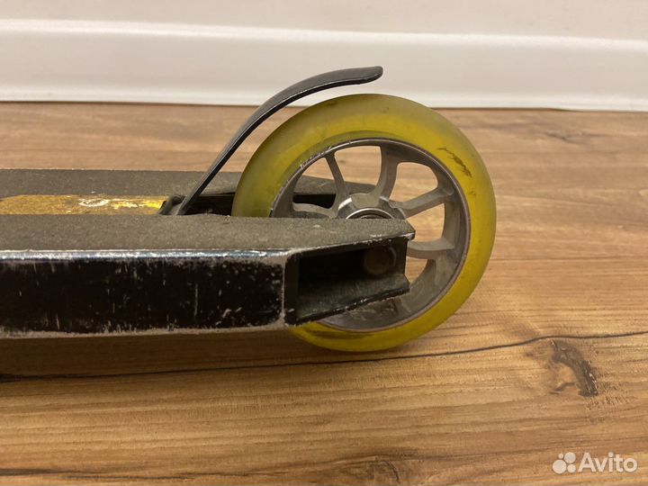 Трюковой самокат tech team ruff