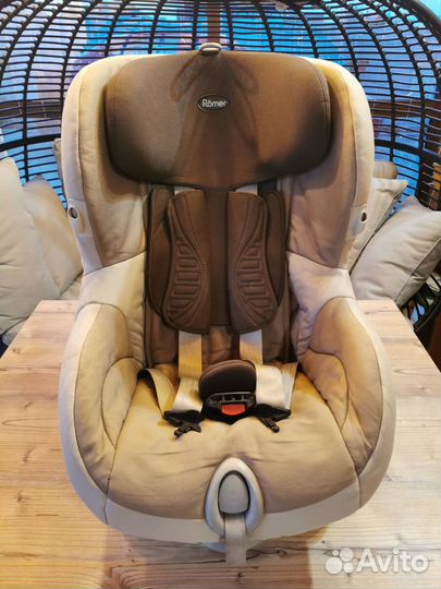 Продам автокресло Romer