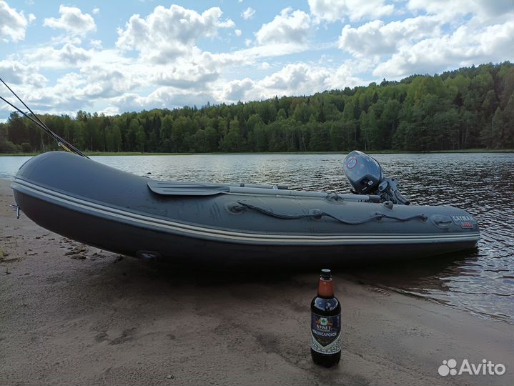 Лодка с мотором