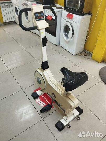 Велотренажер artlina