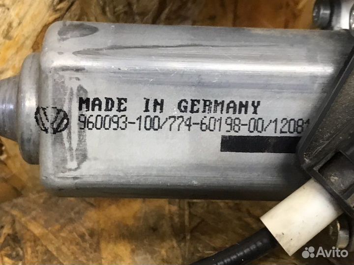 Стеклоподъемный механизм задний левый Volkswagen