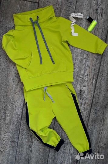 Пошив спортивных костюмов к школе