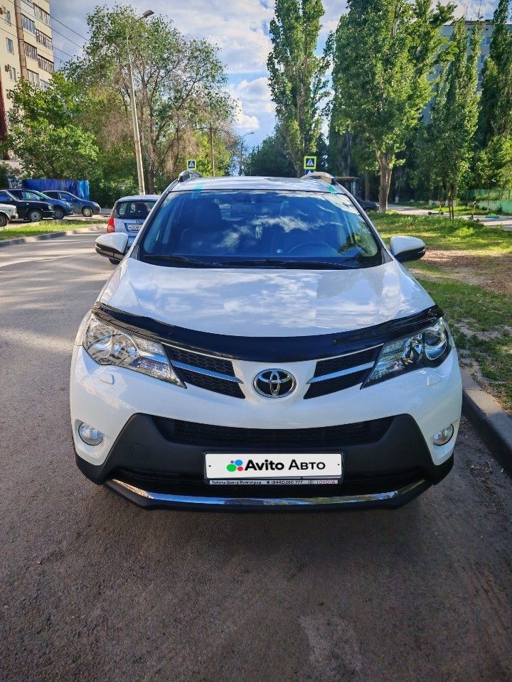 Toyota RAV4: фото владельца