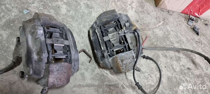 Суппорта на mercedes cl w215