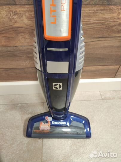 Вертикальный пылесос electrolux ZB5012