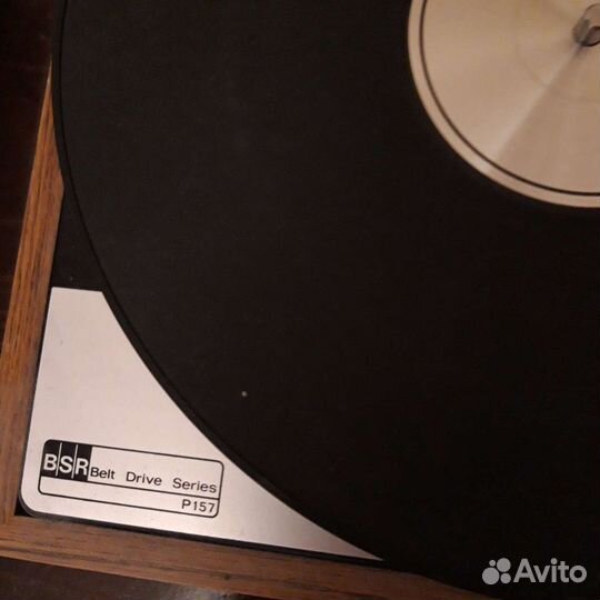 Проигрыватель винила BSR P157