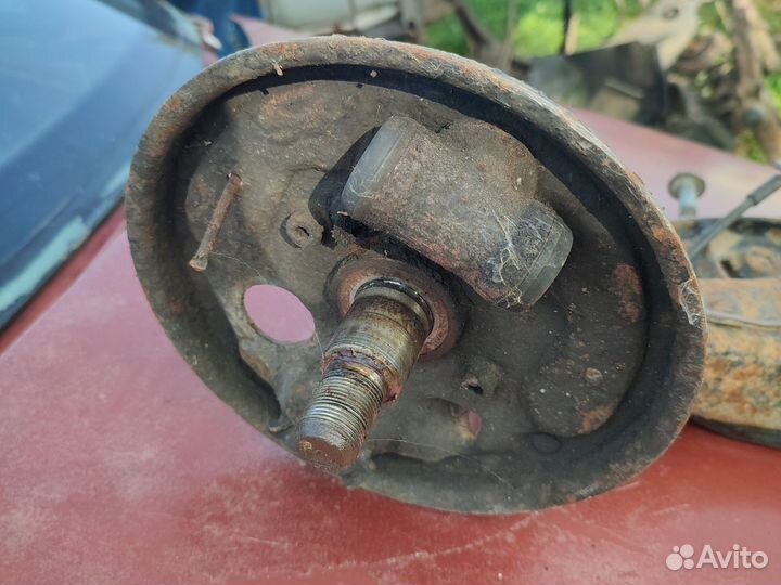 Фиат Пунто задний правый рычаг