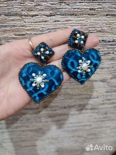 Серьги ручной работы из бархата