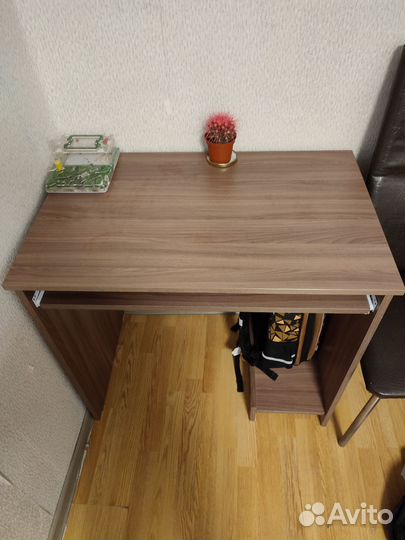 Продам письменный (компьютерный) стол