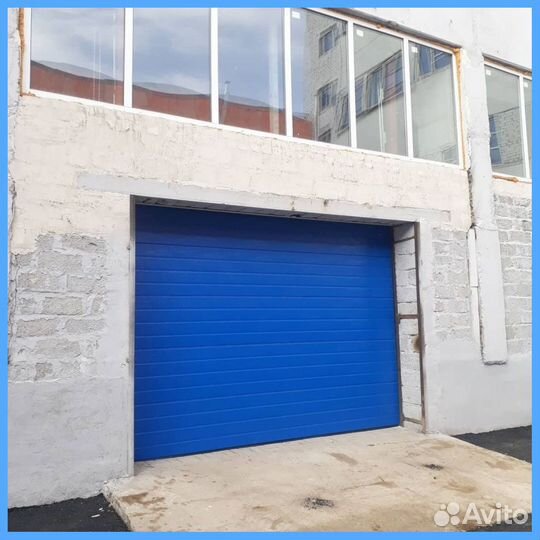 Гаражные секционные ворота DoorHan