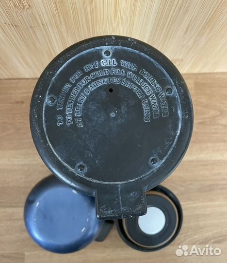 Термос с металлической колбой