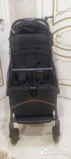 Прогулочная коляска трость Happy Baby umma