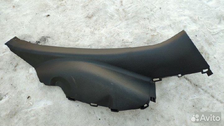 Пластик салона задний правый Mazda Demio DY3W