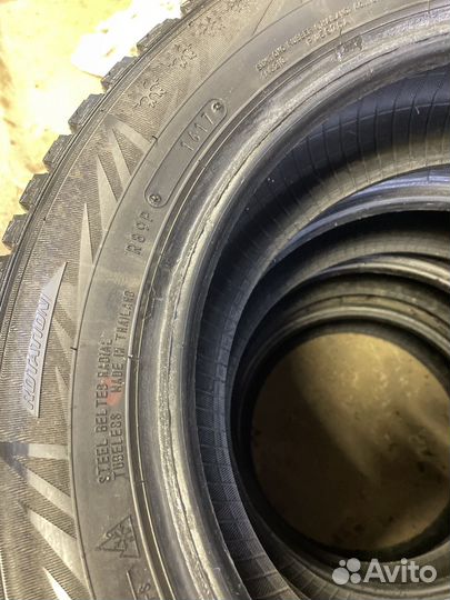 Dunlop SP Winter Ice 02 175/65 R14 82T