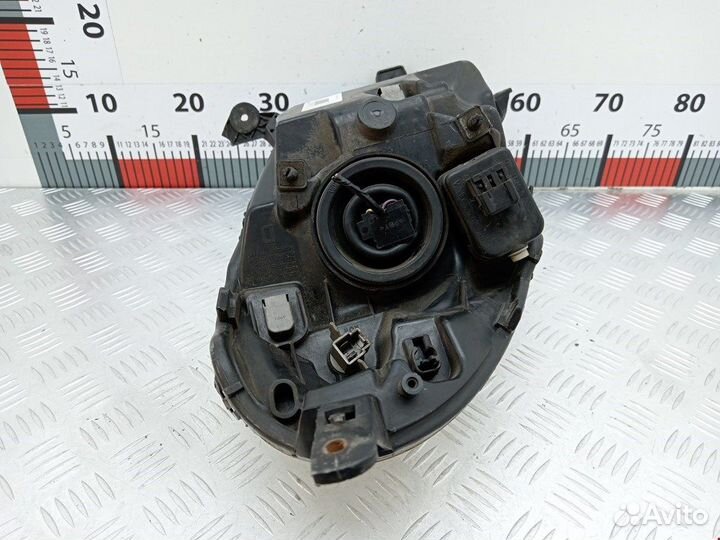 Фара передняя для Nissan Micra K12 26010AX700