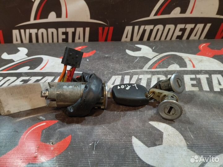 Замок зажигания на renault logan 1