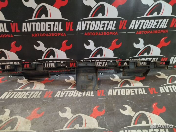 Кронштейн заднего бампера Ford Focus C-max 1