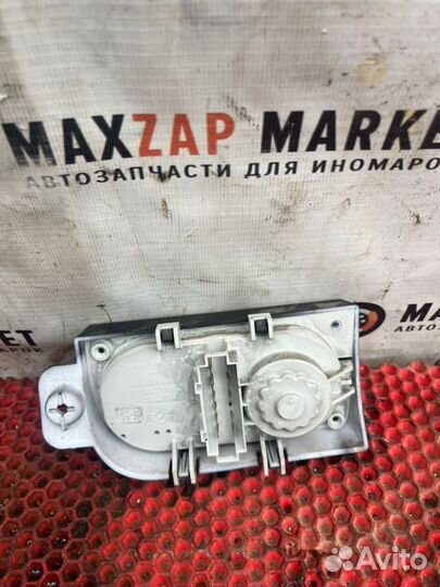 Блок управления светом LADA Priora 2011