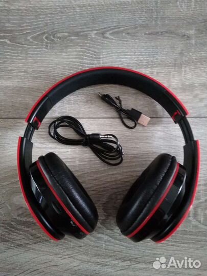 Беспроводные наушники новые