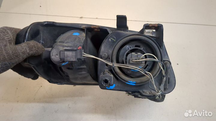 Фара (передняя) левая Dodge Caravan, 2006