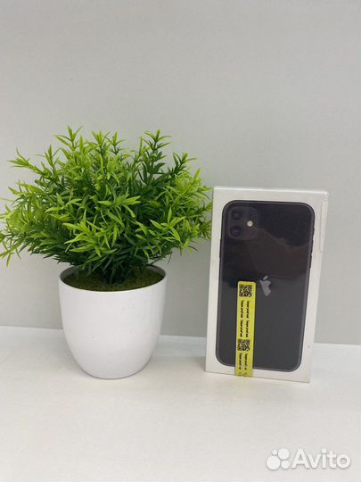 iPhone 11, 64 ГБ