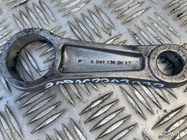 Шатун компрессора Mercedes-Benz A5411310117