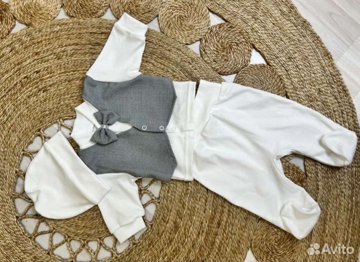 Костюм на выписку