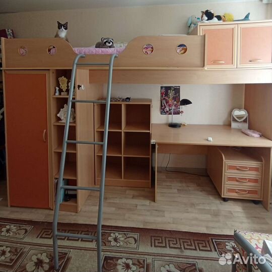 Кровать-чердак бу