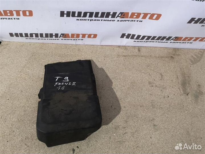 Крышка аккумулятора Форд Фокус 2
