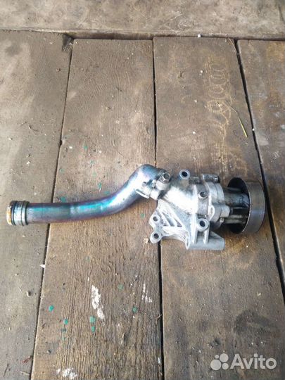 Помпа на QR20DE