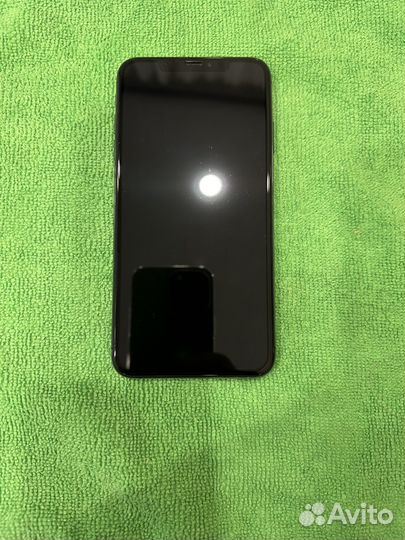 Телефон iPhone xs max