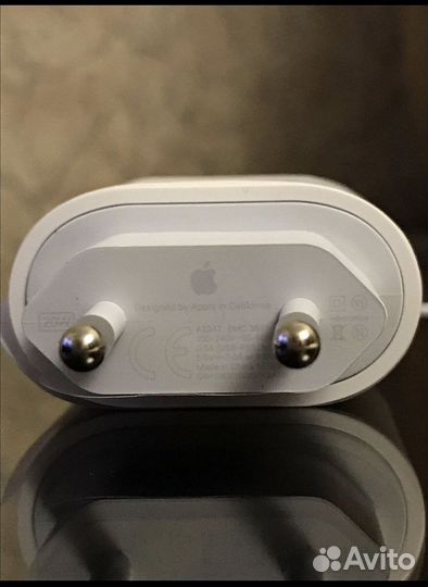 Оригинальная зарядка на iPhone 20w