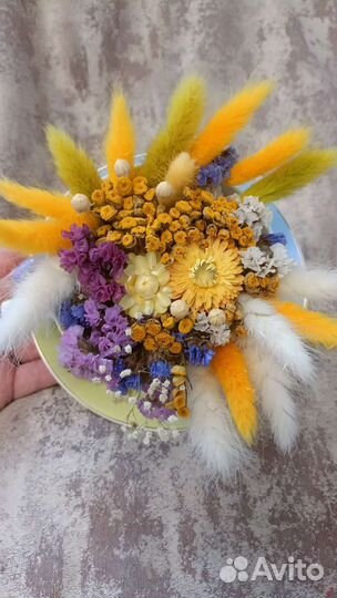 Композиция из сухоцветов